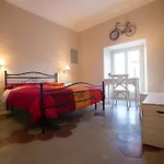 Konukevi Quiriti Roma